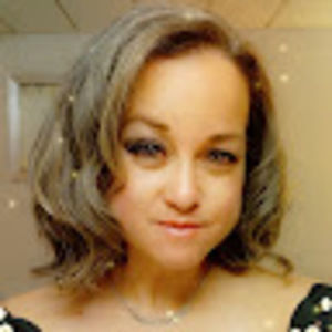 Meet your Posher, Rebeca